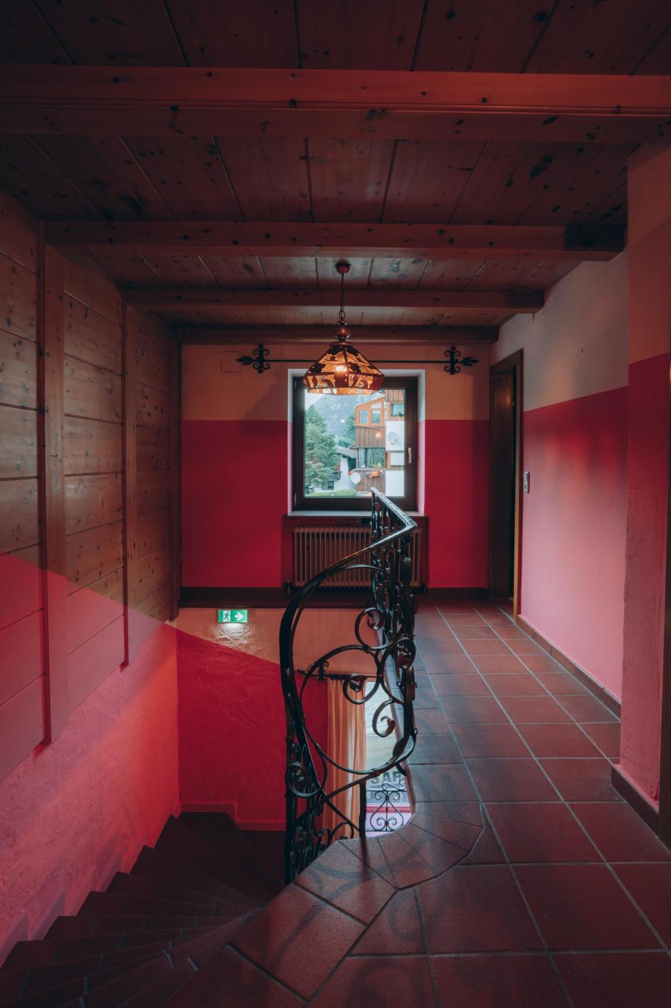 שארניץ Philipop-Up Hostel מראה חיצוני תמונה